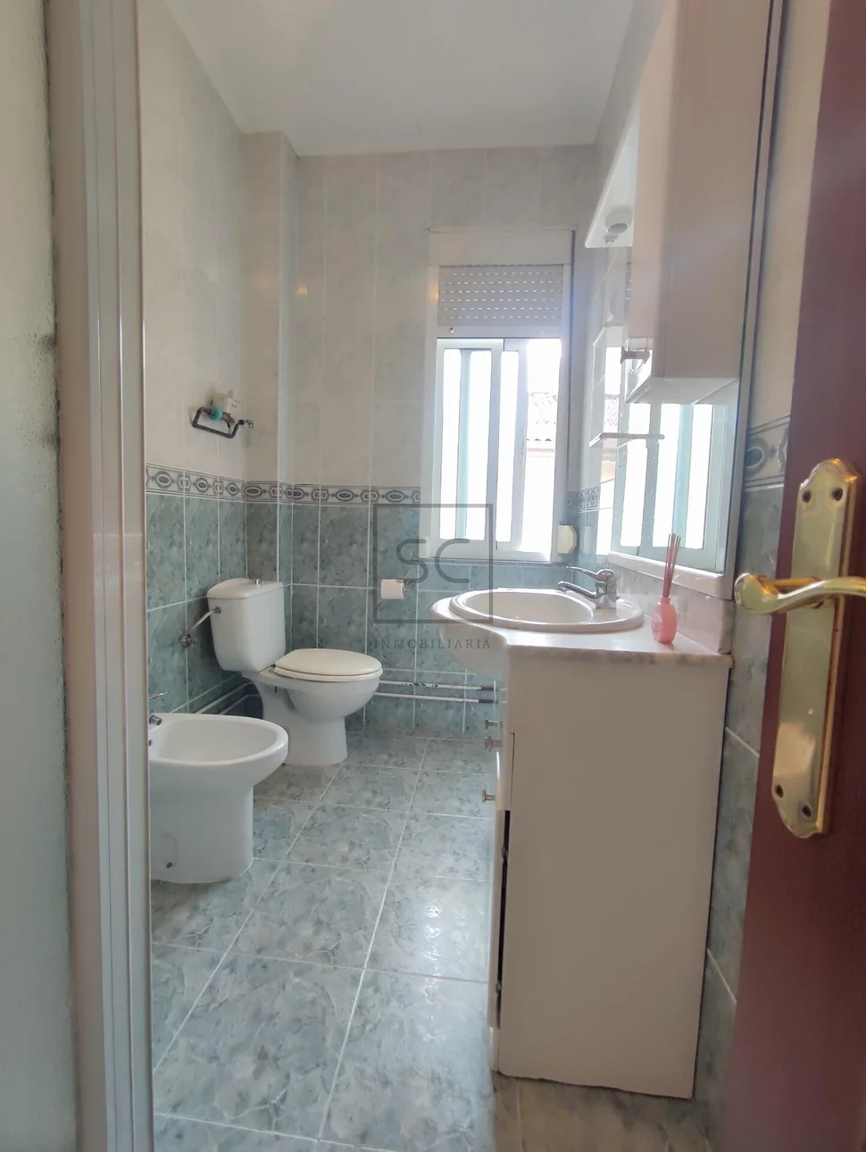 Piso con encanto en santa cecilia narón