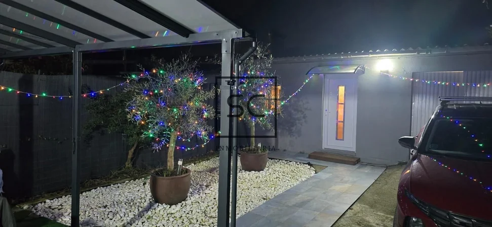 Casa pareada con patio en Catabois, Ferrol.