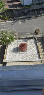 Casa pareada con patio en Catabois, Ferrol.
