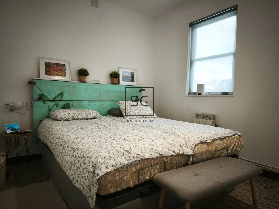 Casa pareada con patio en Catabois, Ferrol.