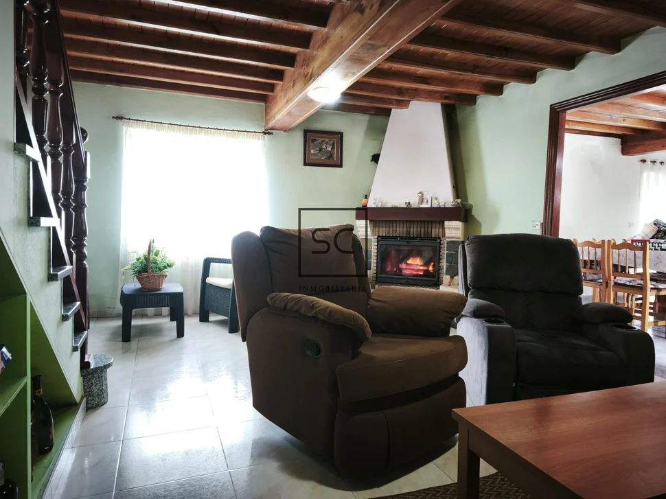 Casa con finca en doso, narón