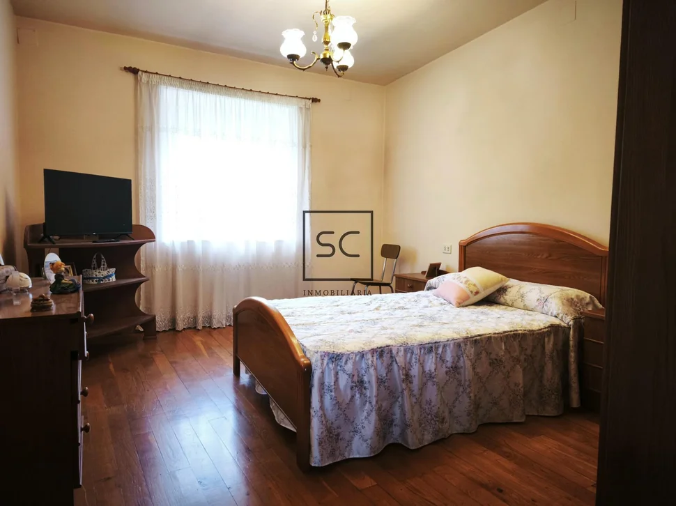 Casa con finca en doso, narón