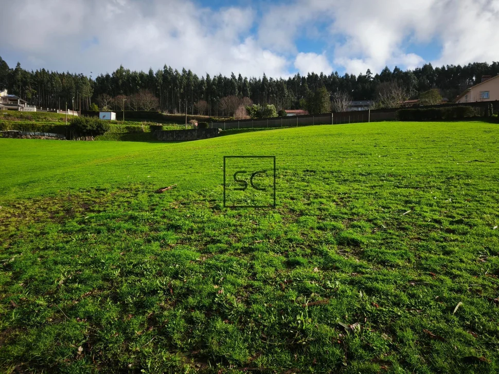 Casa con finca en doso, narón