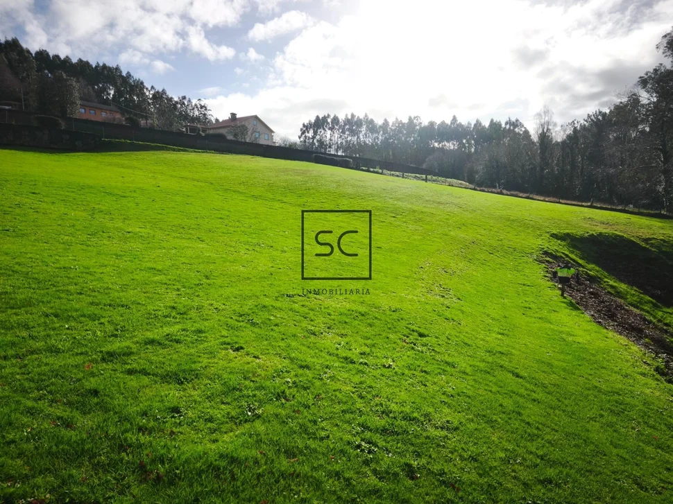 Casa con finca en doso, narón