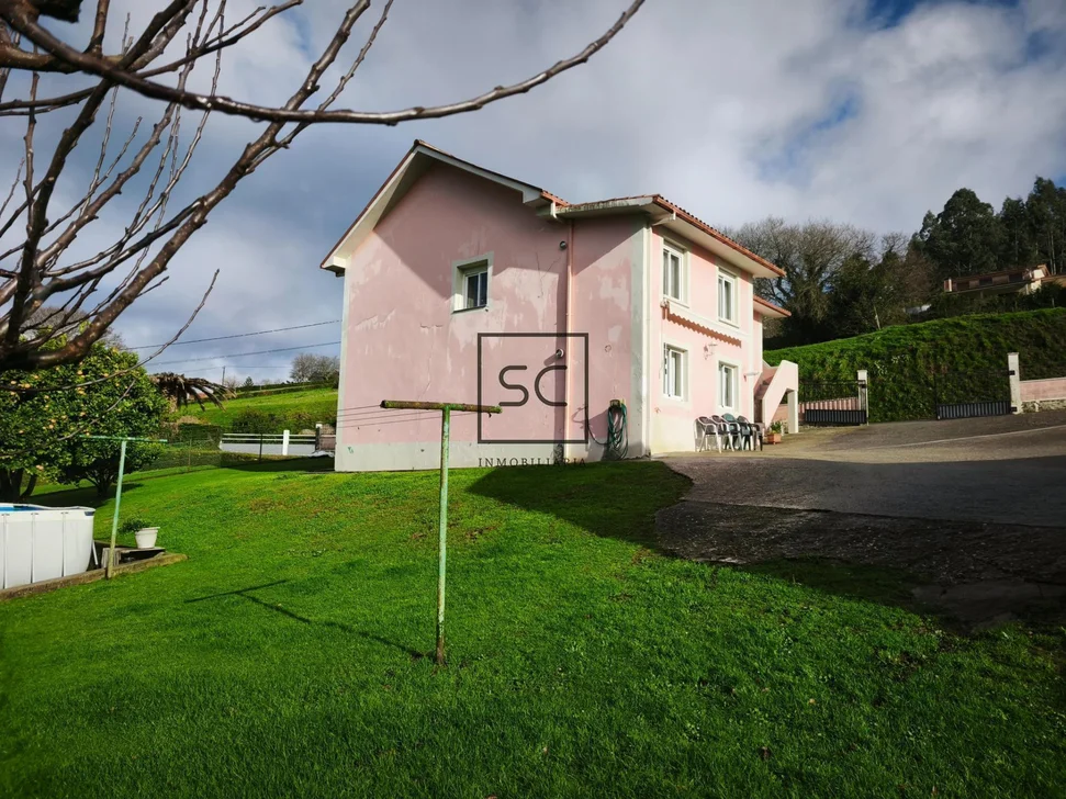 Casa con finca en Doso, Narón.