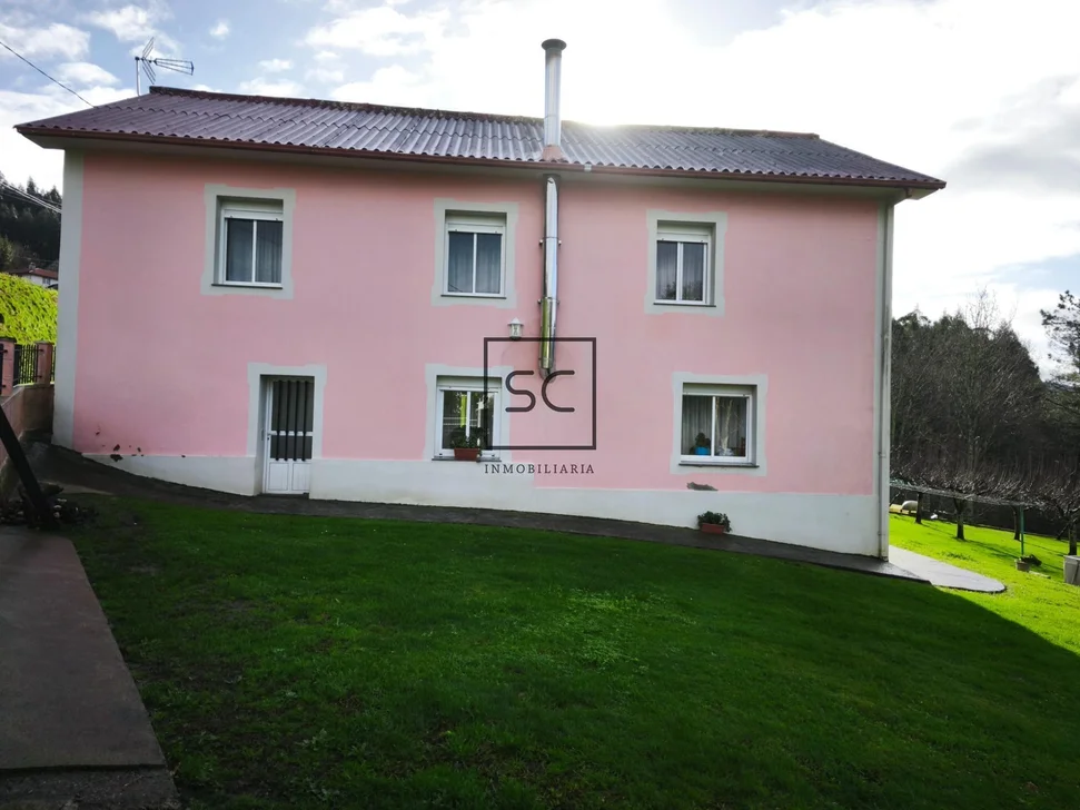 Casa con finca en Doso, Narón.