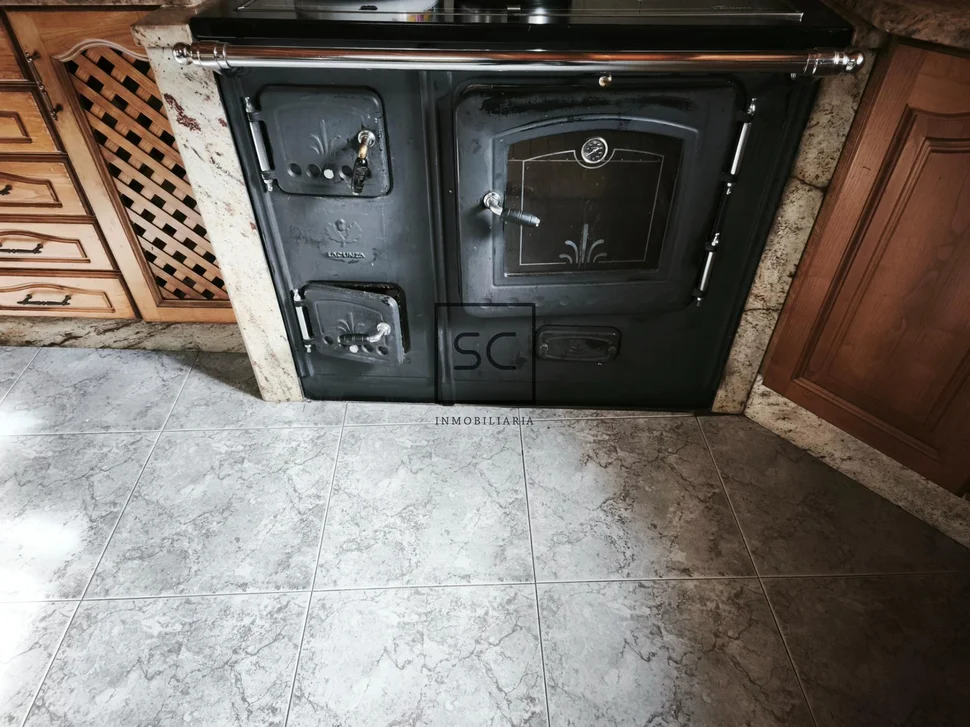 Casa con finca en doso, narón