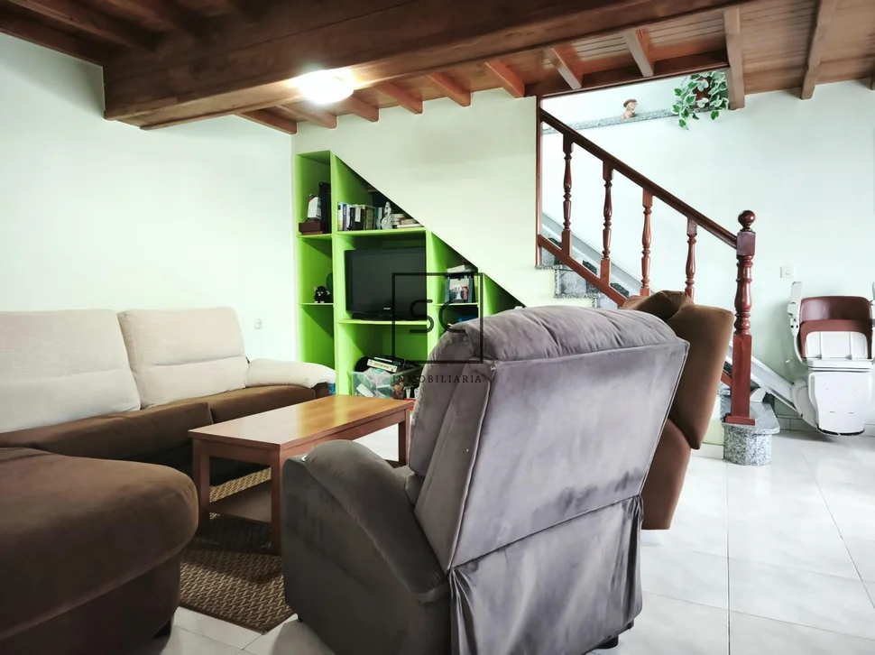 Casa con finca en doso, narón