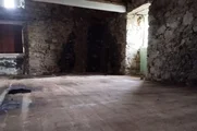 Casa de piedra para rehabilitar con gran finca en Meirás, Valdoviño.