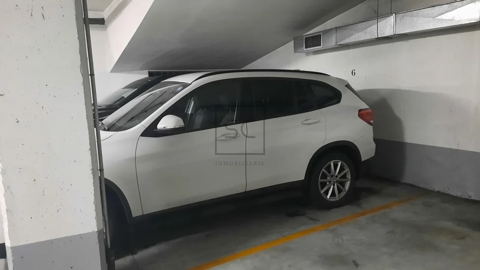 Piso amplio con ascensor y garaje en fajardo, ferrol