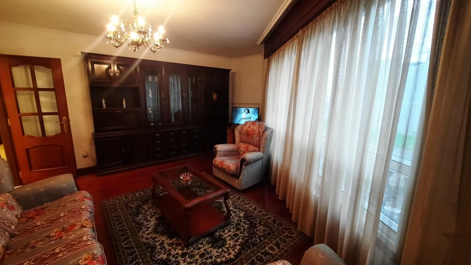 Piso amplio con ascensor y garaje en fajardo, ferrol