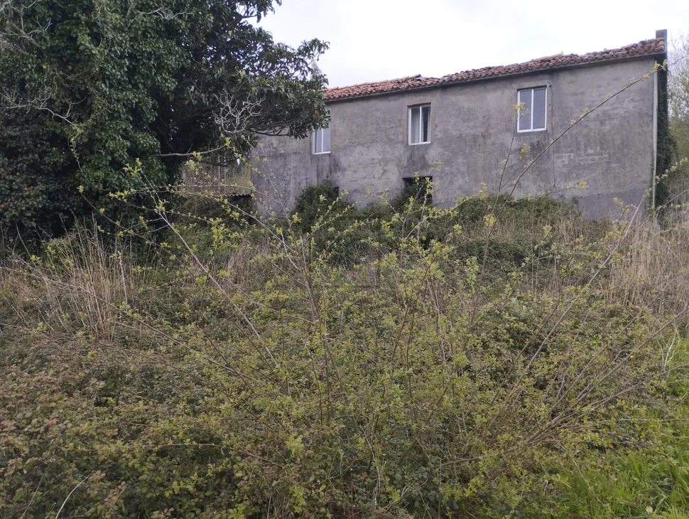 Casa para rehabilitar en vilaboa, valdoviño