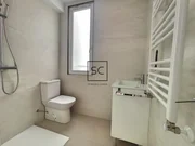 Piso reformado con garaje y trastero en esteiro, ferrol