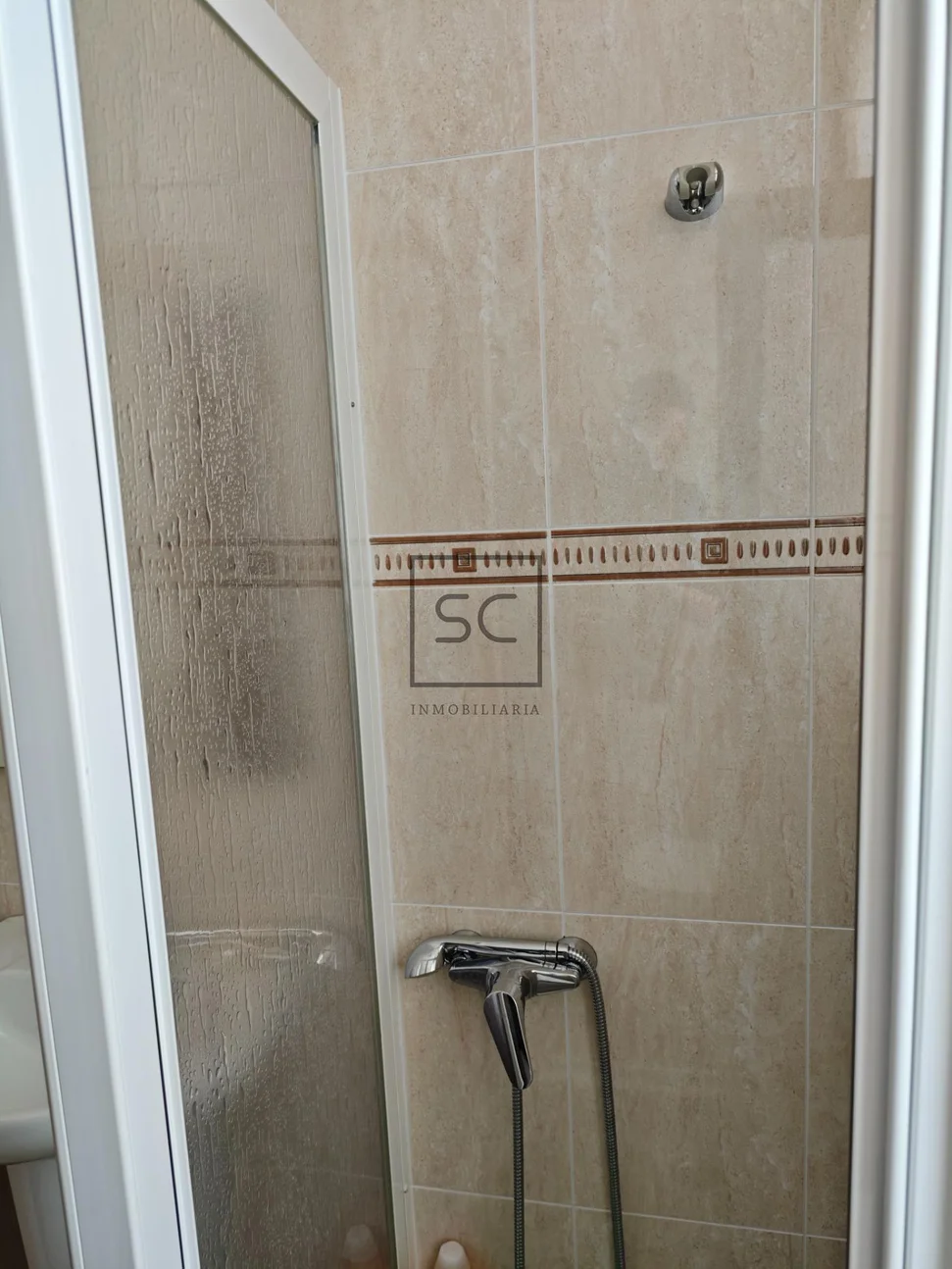 Casa con jardín y garaje en Porta Nova, Ferrol – foto 9