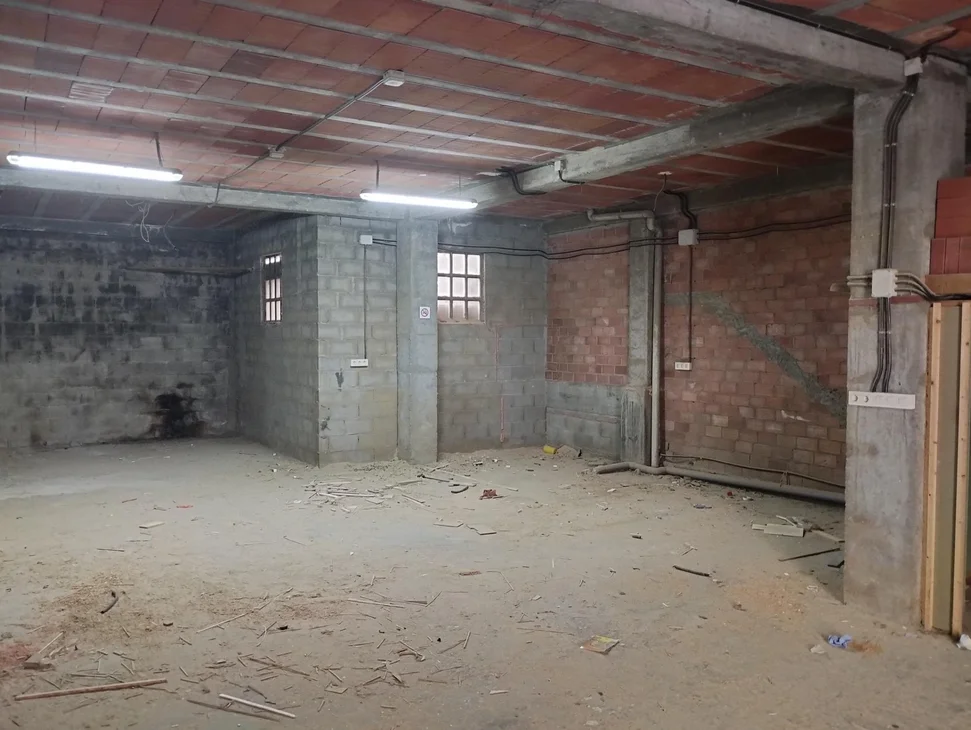 Bajo comercial en Santa Cecilia, Narón. – foto 6