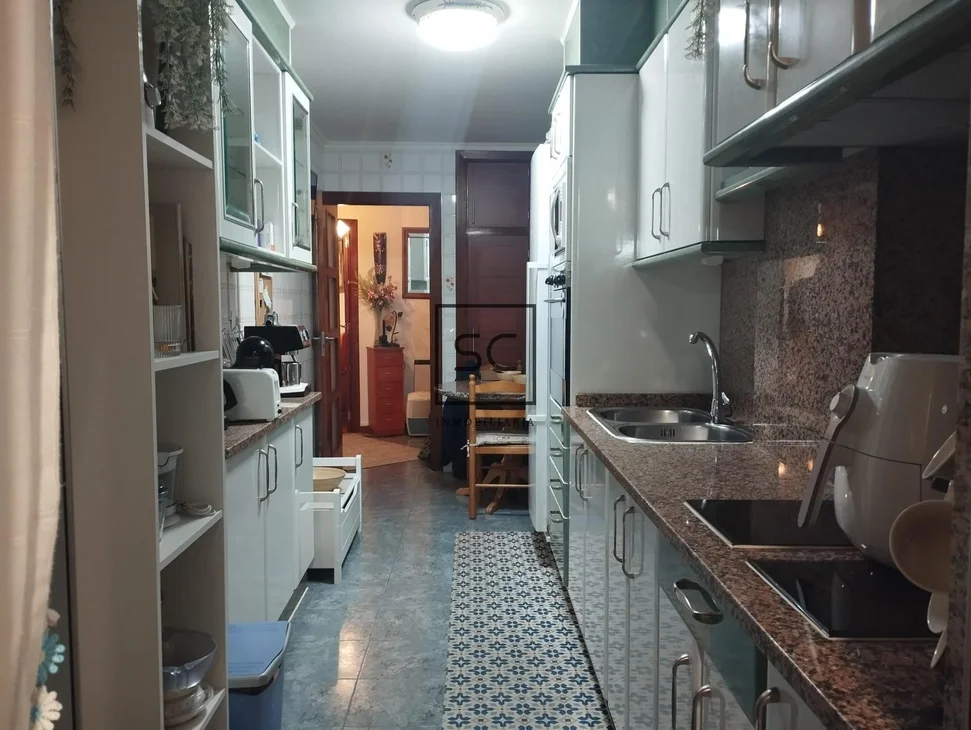 Piso con garaje, ascensor y trastero en Ultramar, Ferrol