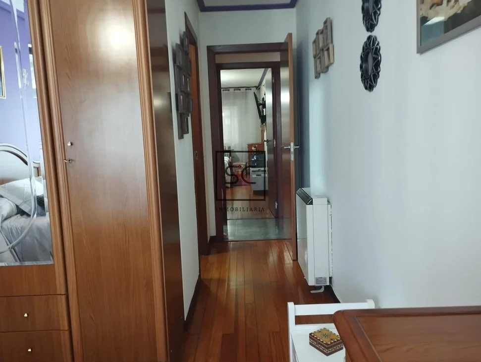Piso con garaje, ascensor y trastero en Ultramar, Ferrol