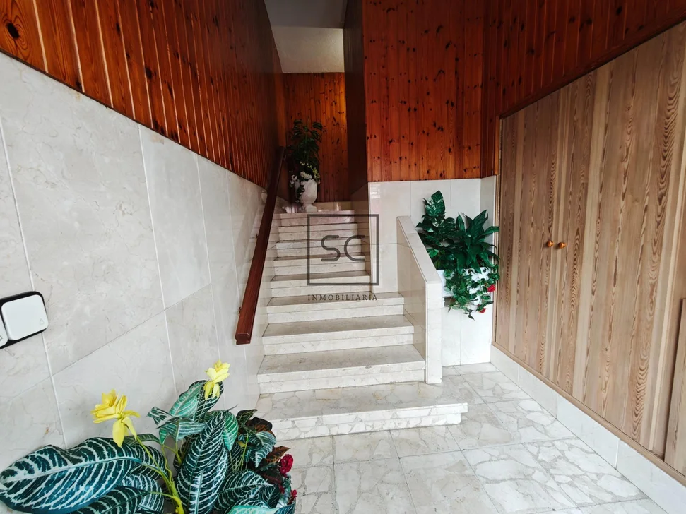 Piso con garaje, ascensor y trastero en Ultramar, Ferrol