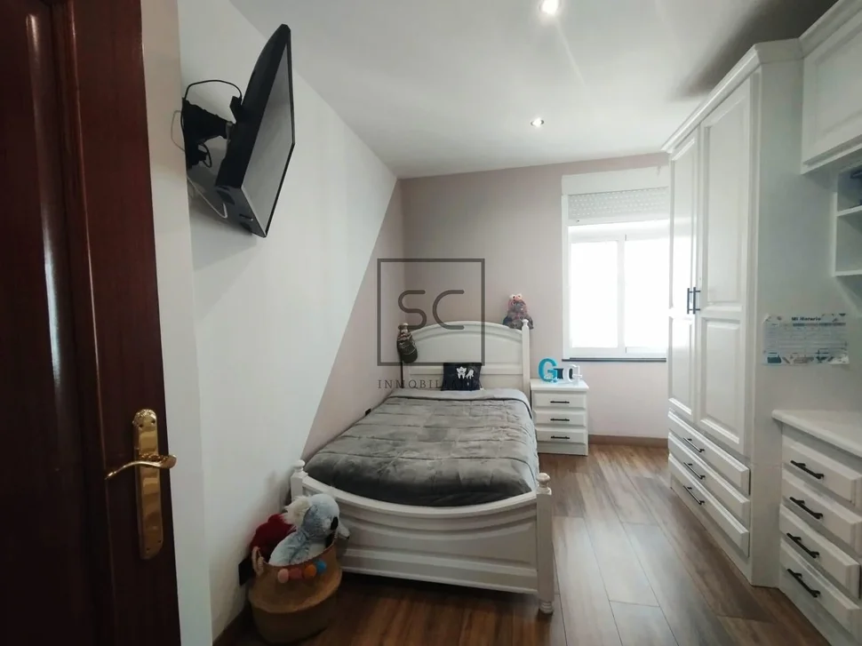 Piso en Santa Cecilia, Narón