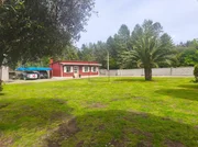 Casa con finca y bodegas en Monfero