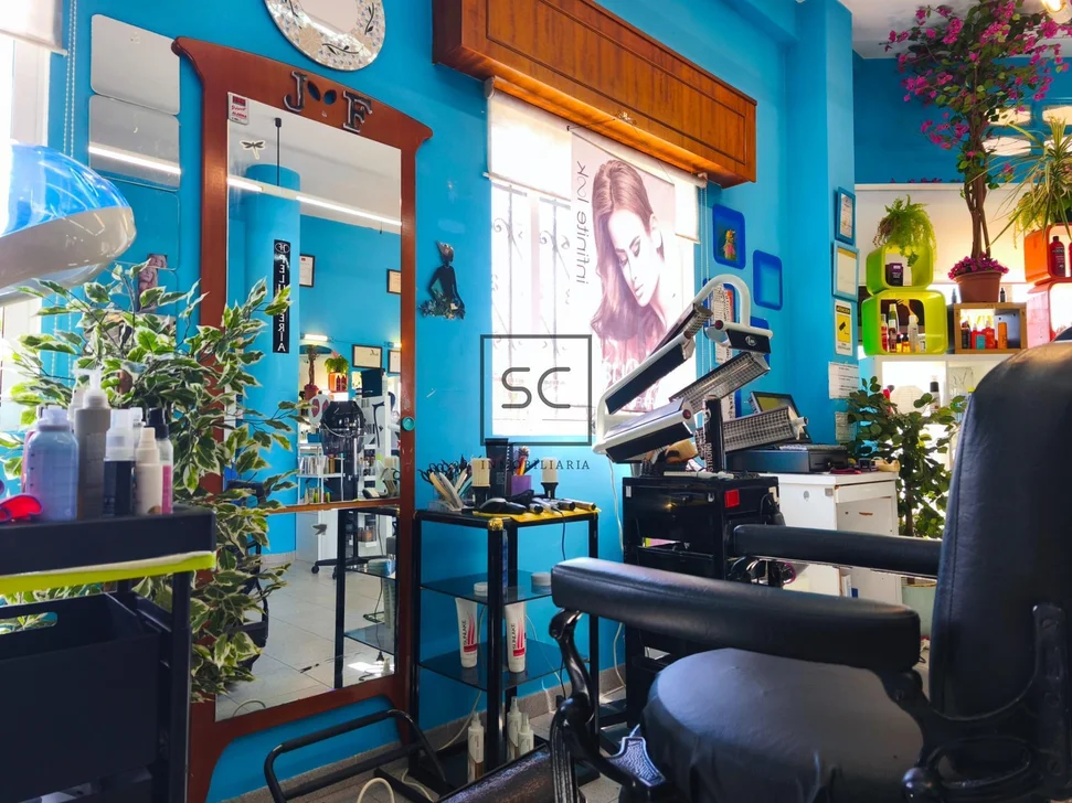 Peluquería totalmente equipada en Santa Marina, Ferrol – foto 8