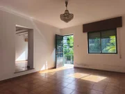 Casa con garaje y finca en San Román, Cedeira