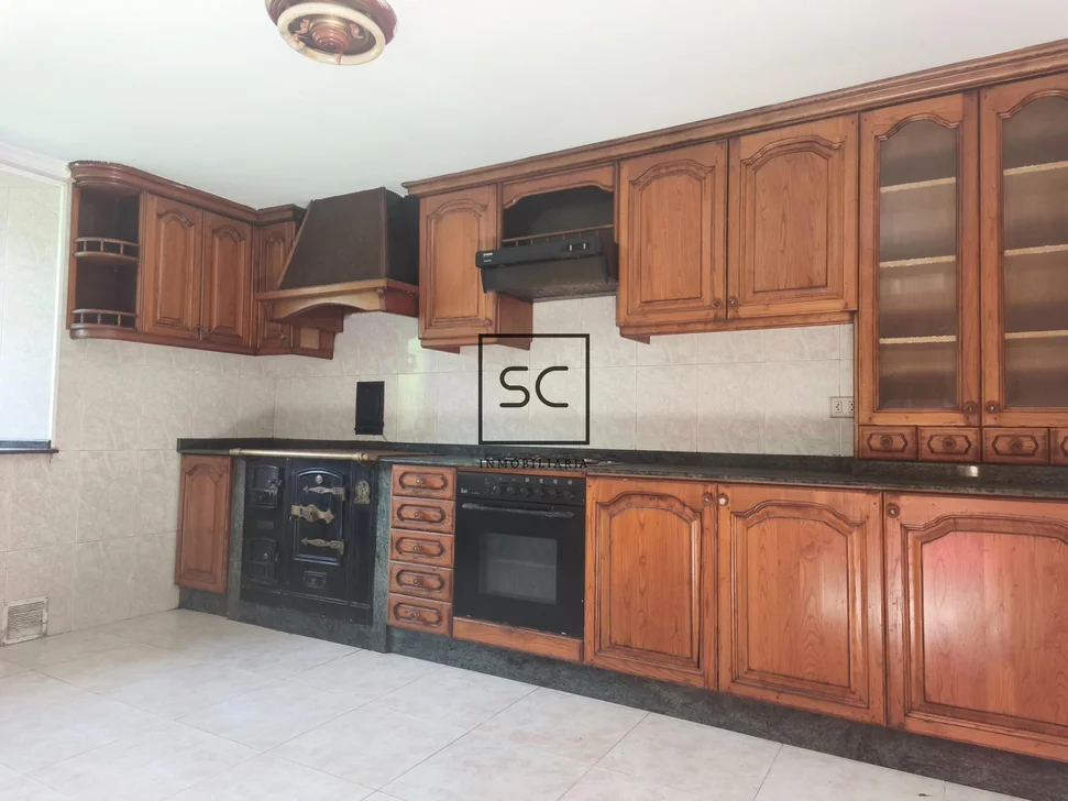 Casa con garaje y finca en San Román, Cedeira – foto 16