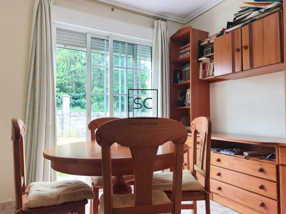 Casa con garaje y finca en Lago, Valdoviño