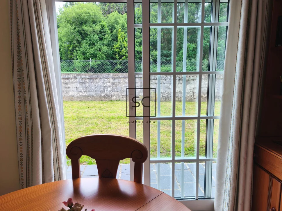 Casa con garaje y finca en Lago, Valdoviño