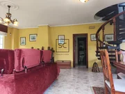 Casa con garaje y finca en Lago, Valdoviño