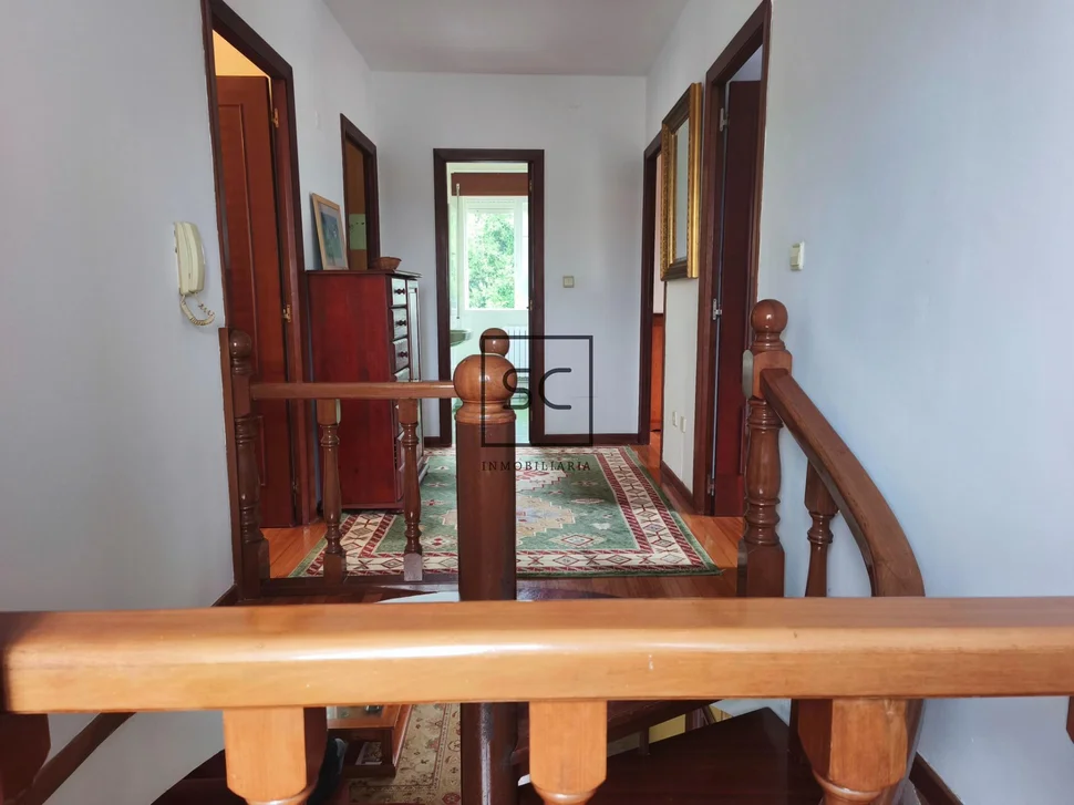 Casa con garaje y finca en Lago, Valdoviño