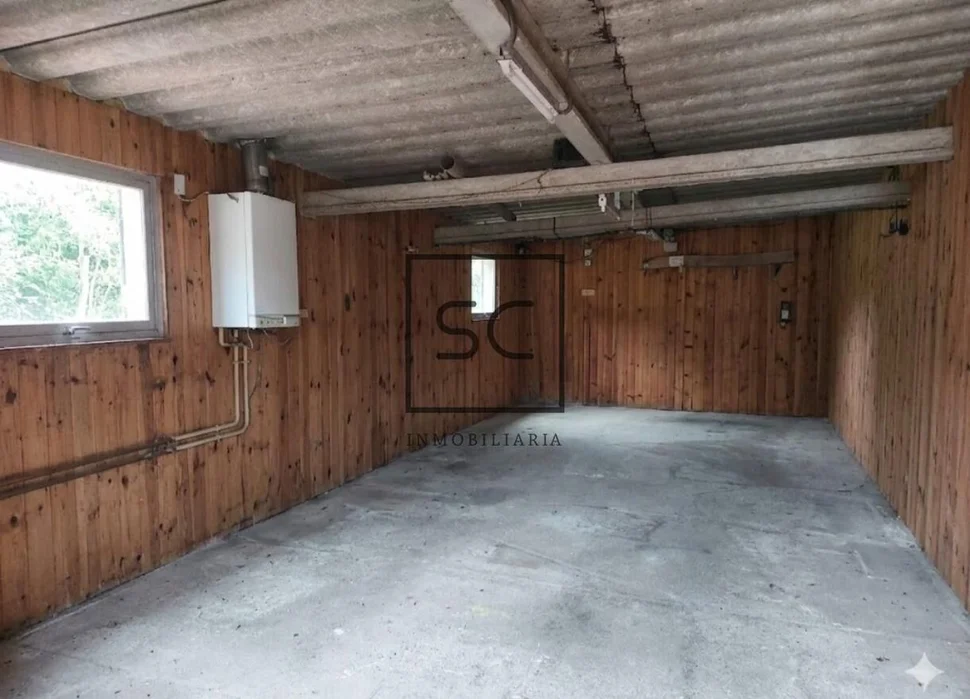 Casa con garaje y finca en Lago, Valdoviño