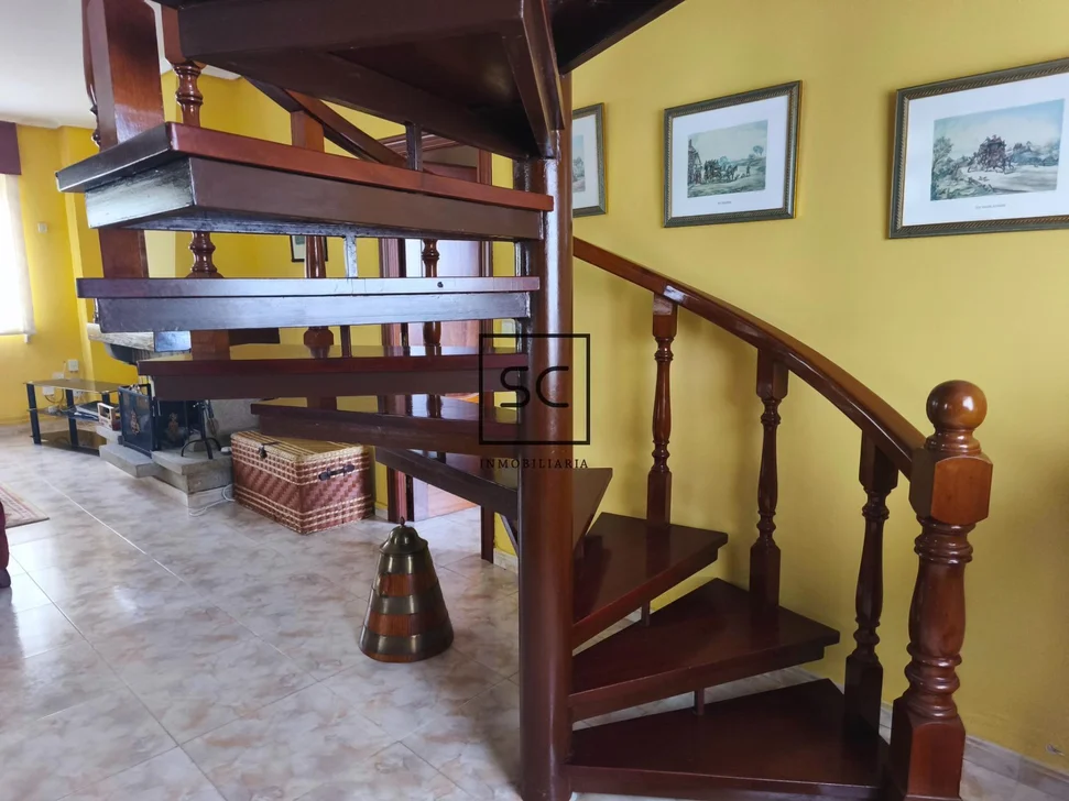 Casa con garaje y finca en Lago, Valdoviño – foto 27