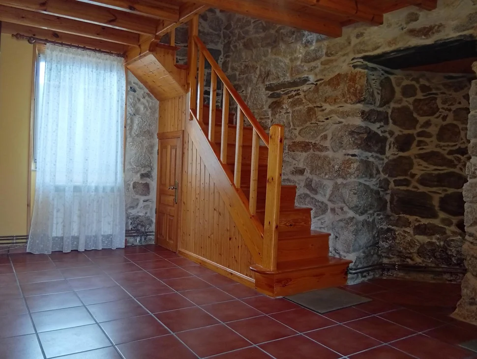 Casa de piedra en Lavandeira, Cabanas.
