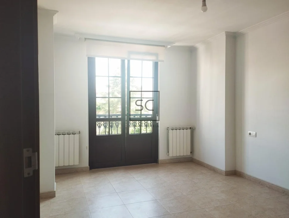 Piso en Santa Cecilia, Narón.