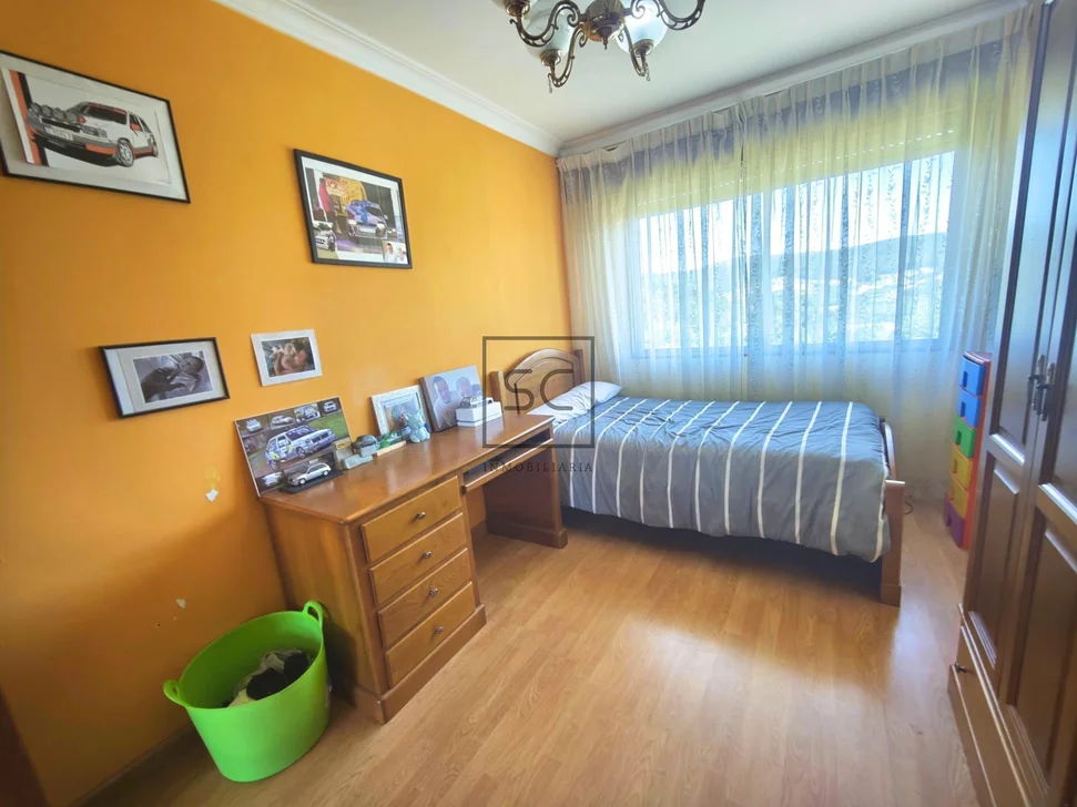 Casa independiente con dos viviendas y finca en Doso, Narón – foto 40