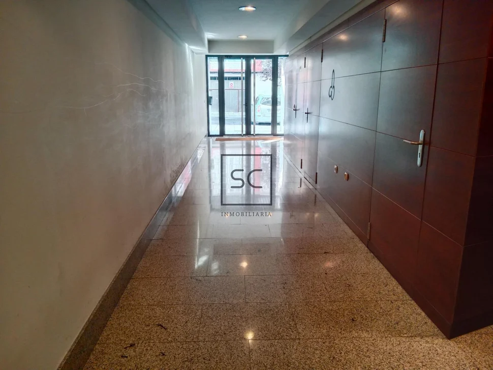 Piso con garaje y trastero en Santa Cecilia, Ferrol.