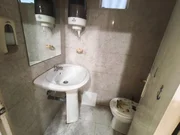 Casa y negocio en Mera de Arriba, Ortigueira.