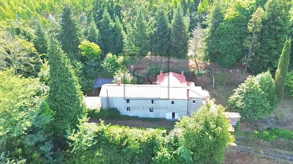Conjunto Rural de 3 viviendas en Cullergondo, Abegondo