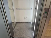 Piso con ascensor y buhardilla en Ferrol.