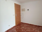 Piso con garaje y ascensor en Narón