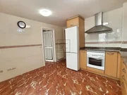 Piso con garaje y ascensor en Narón