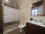 Chalet con finca y garaje en Narón.