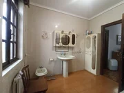 Chalet con finca y garaje en Narón.