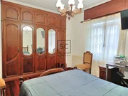 Chalet con finca y garaje en Narón.