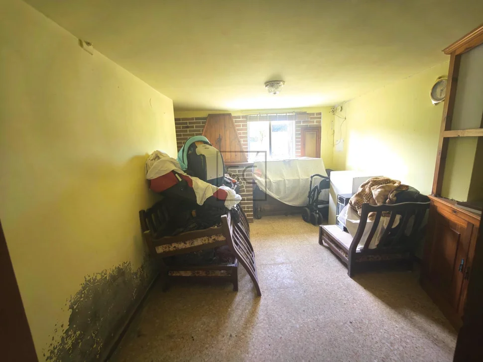 Casa para rehabilitar con finca en Valdoviño
