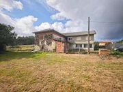 Casa para rehabilitar con finca en Valdoviño