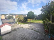 Bajo con jardín en Cedeira