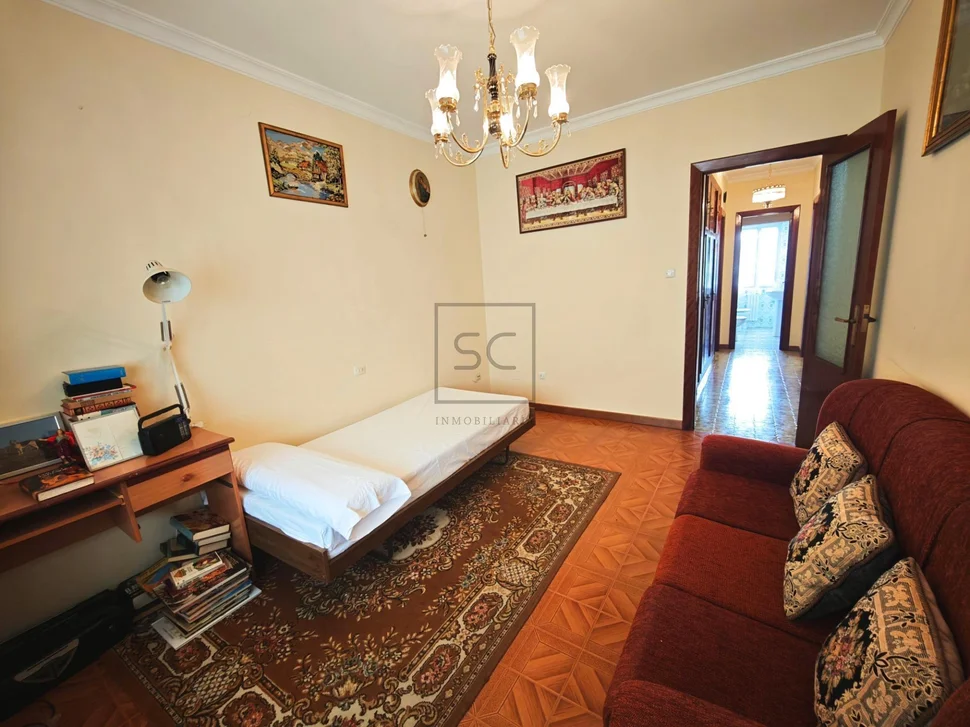 Amplio piso en Cedeira.