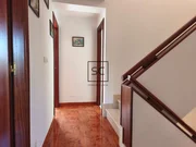 Casa con dos viviendas independientes en Leiro, Miño